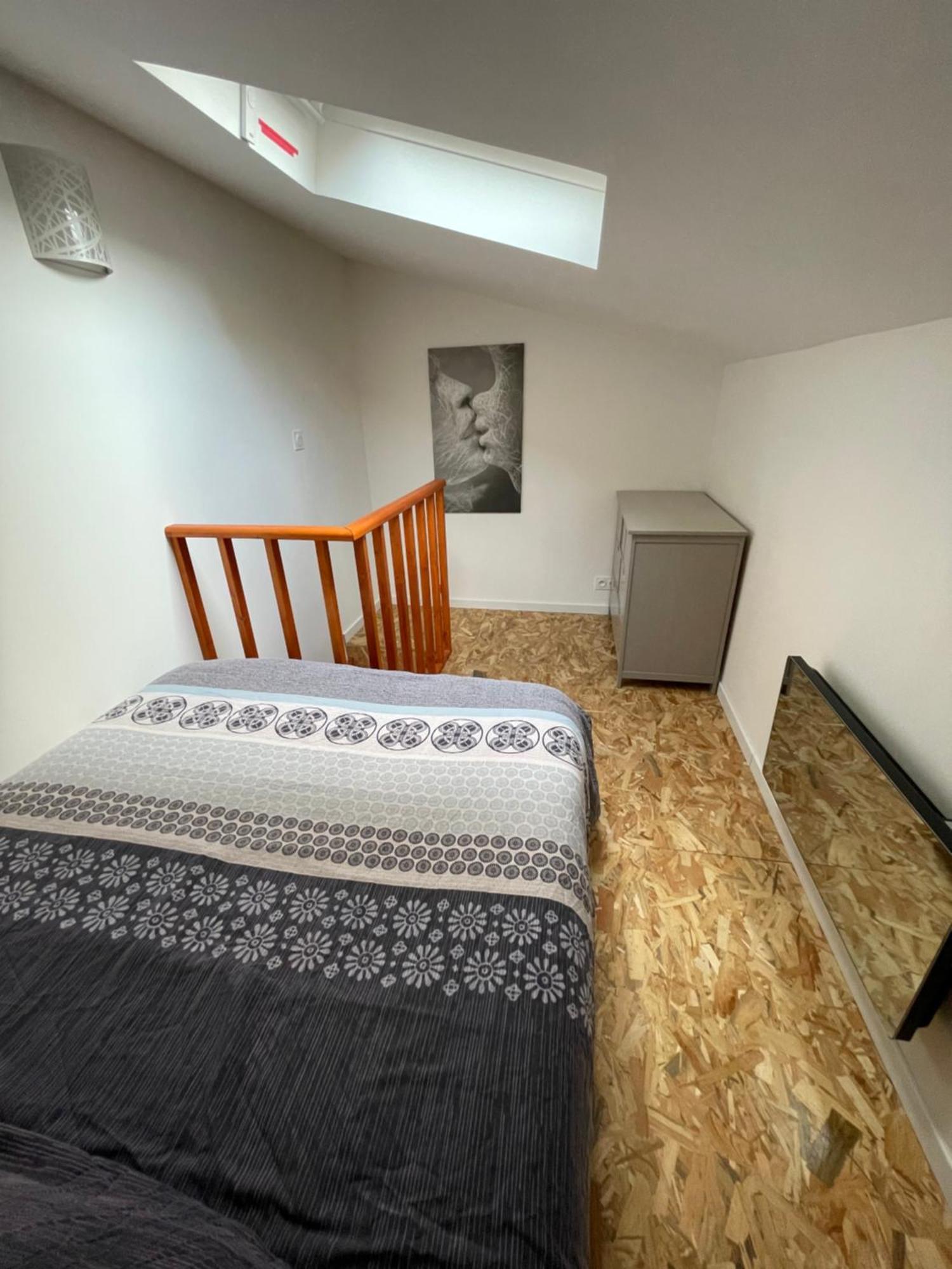 Chez Sonou , Nimes Centre Apartment ภายนอก รูปภาพ